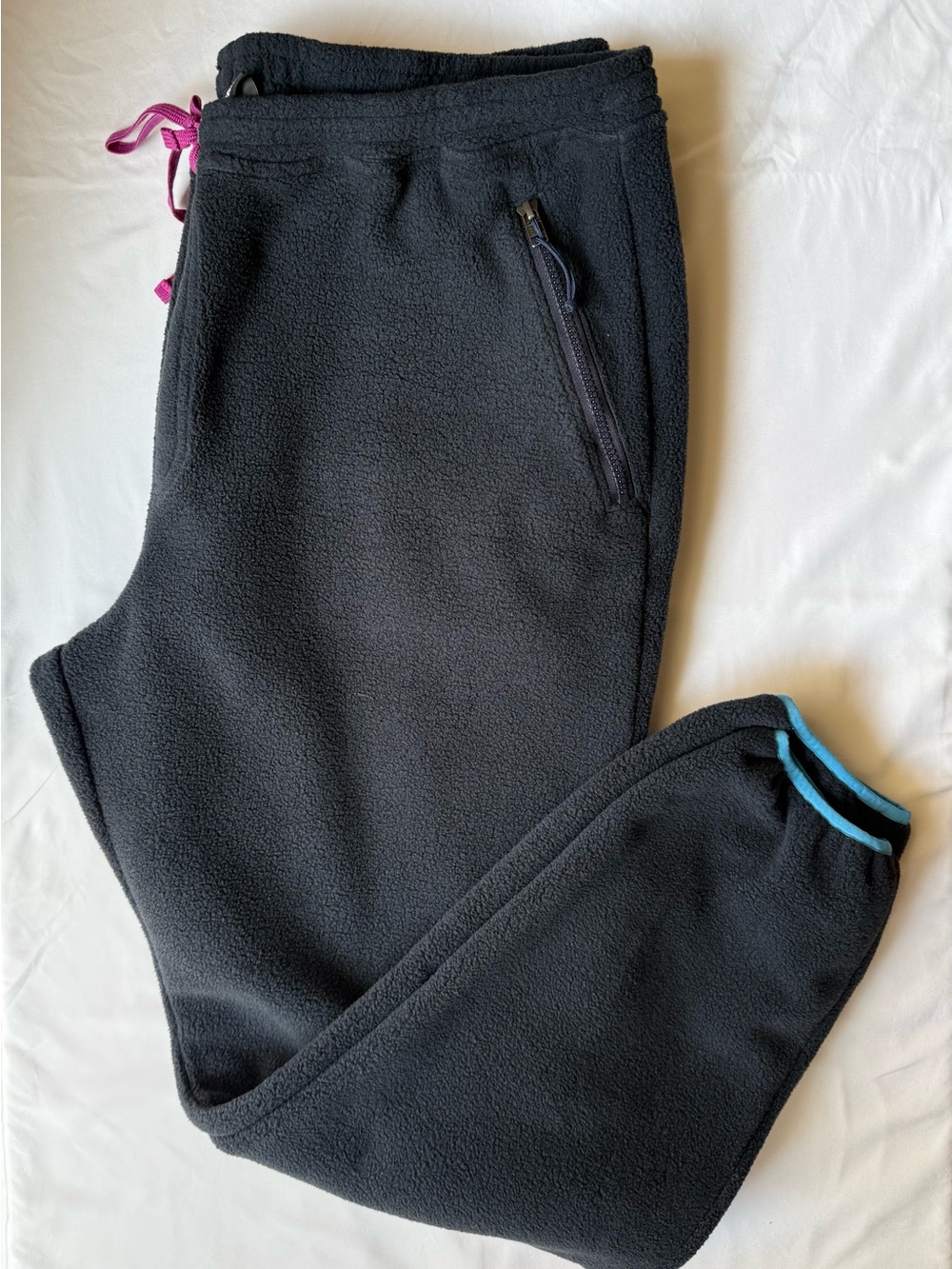 Men’s Patagonia synchilla fleece pants